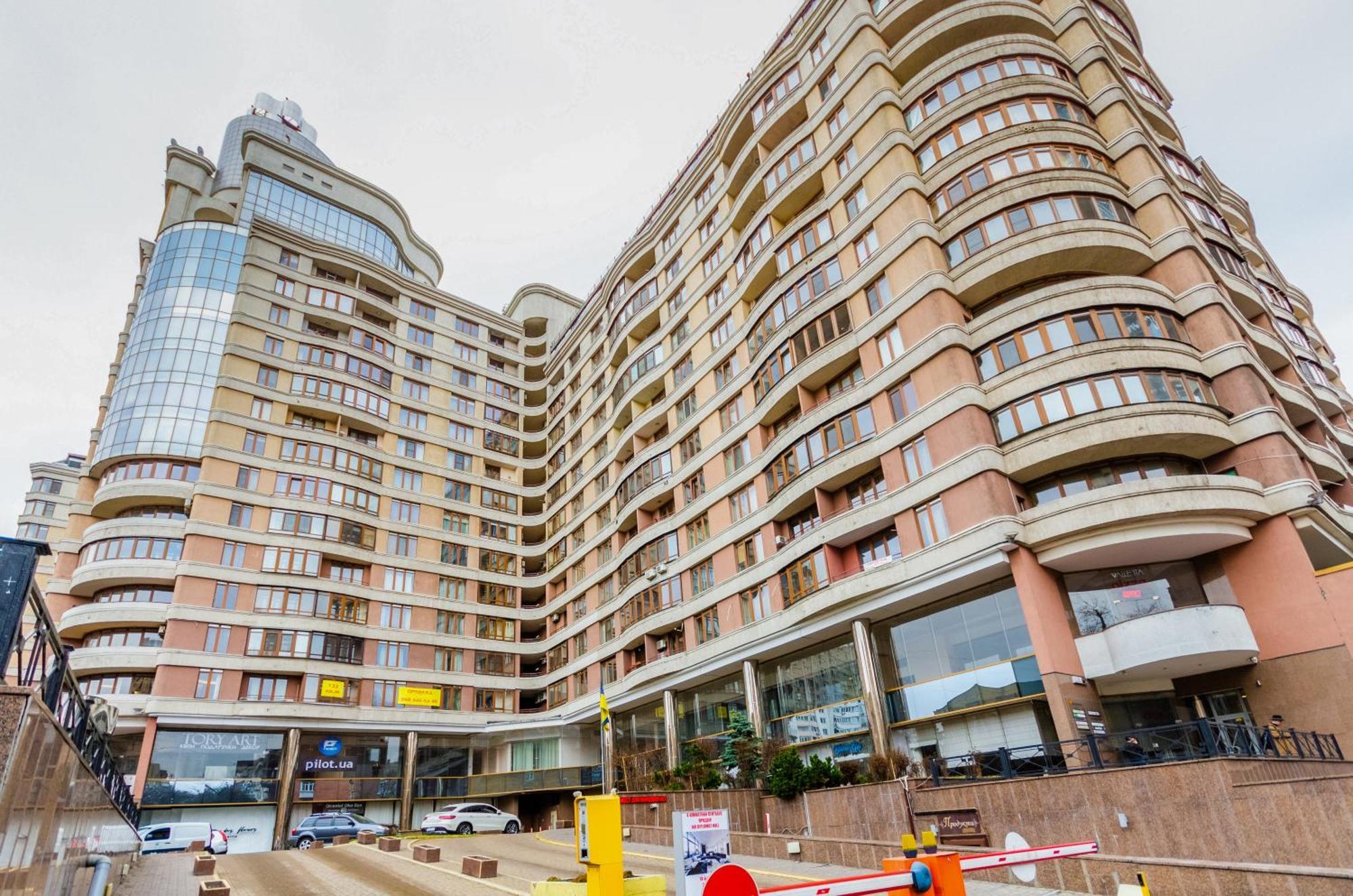 Petrovdom Inn Rc Diplomat Hall -The Smart Hotel Apartment Panoramic City View I キエフ エクステリア 写真